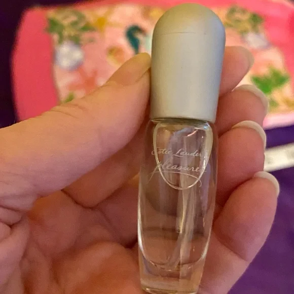 NWT Estee Lauder Lipstick & Pleasure Perfume Set Limited Edition Passion Pink 🔥 - Picture 6 of 10